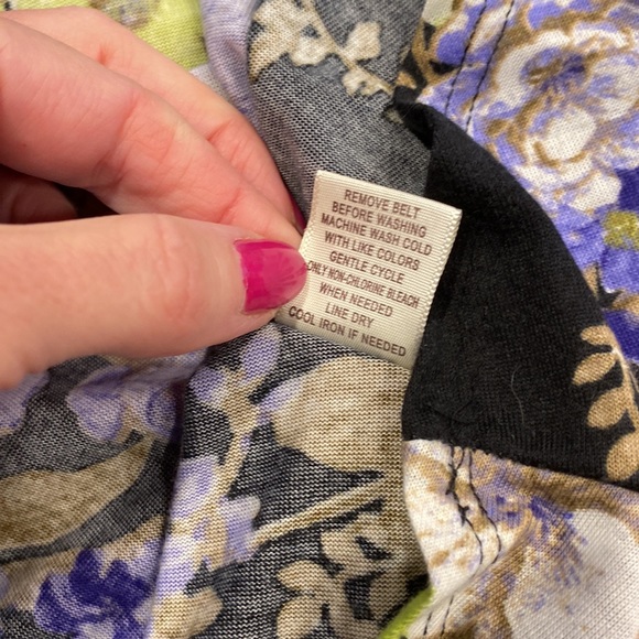 Love Fire Floral Dress Medium - Picture 12 of 15